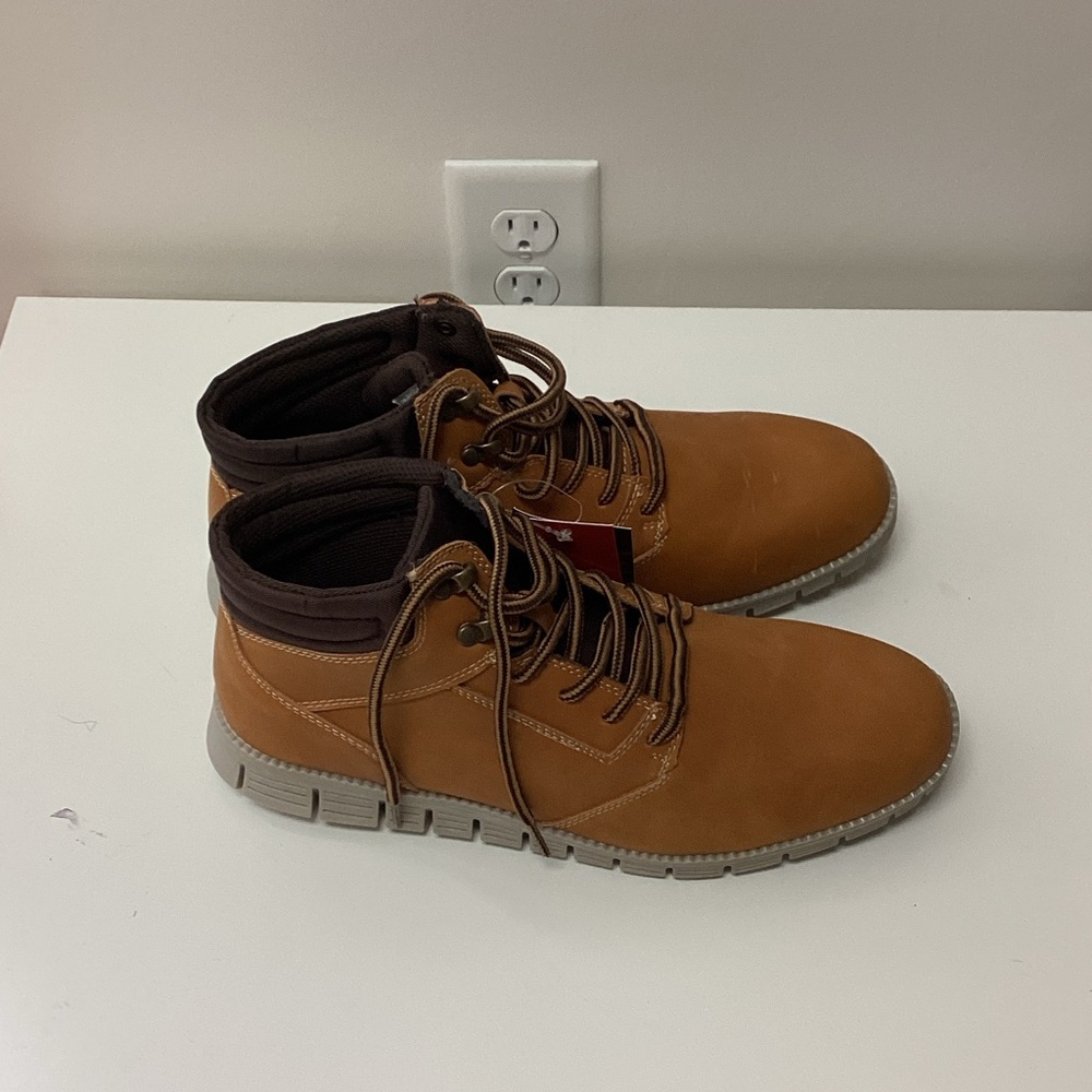 Deer stags Men's Tan Leather Boots with Dark Brown Accents size 8.5 - Picture 5 of 6